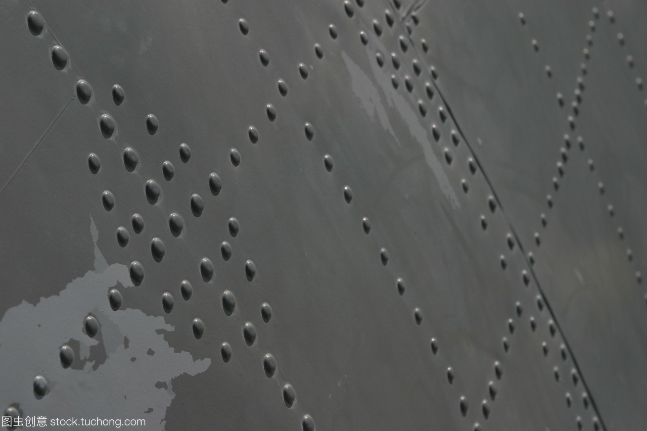 金属板与金属制品 工业基石与生活艺术